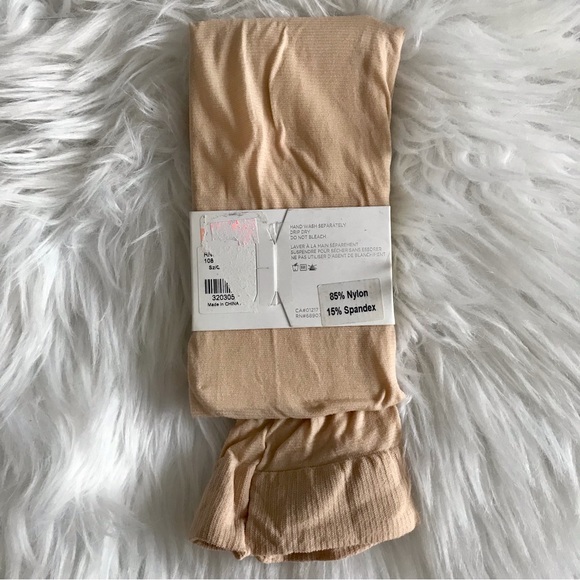 Sheer Tights With Marilyn Monroe Decal - Picture 3 of 5